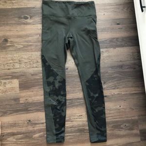 Under armour leggings